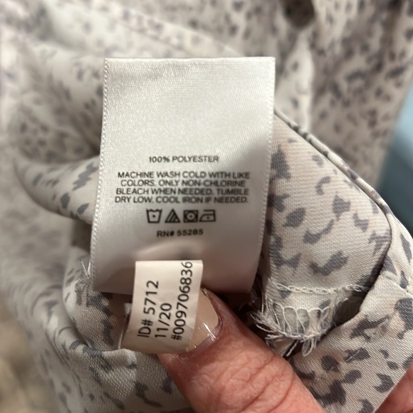 008 - Picture 2 of 2